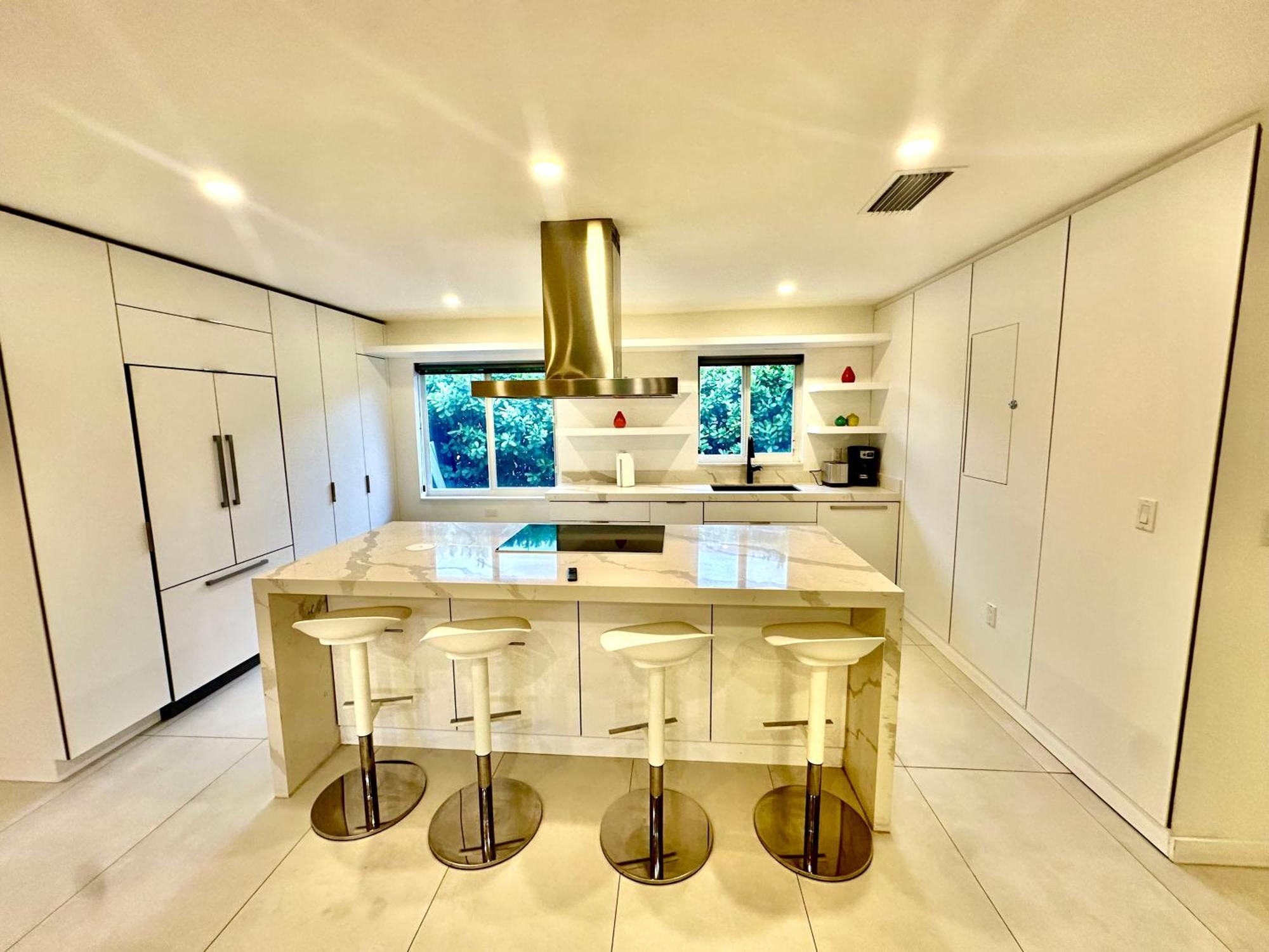 Hébergement de vacances 15 Guests Luxury House With Pool & Gazebo! Miami